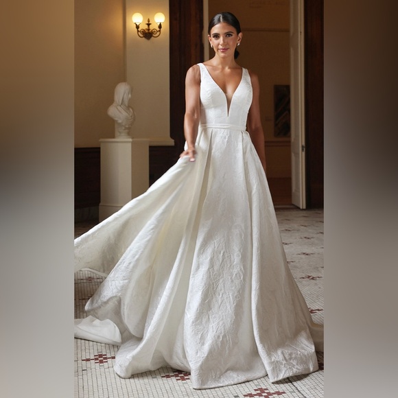 essense of australia wedding dress size 16 - Picture 5 of 9